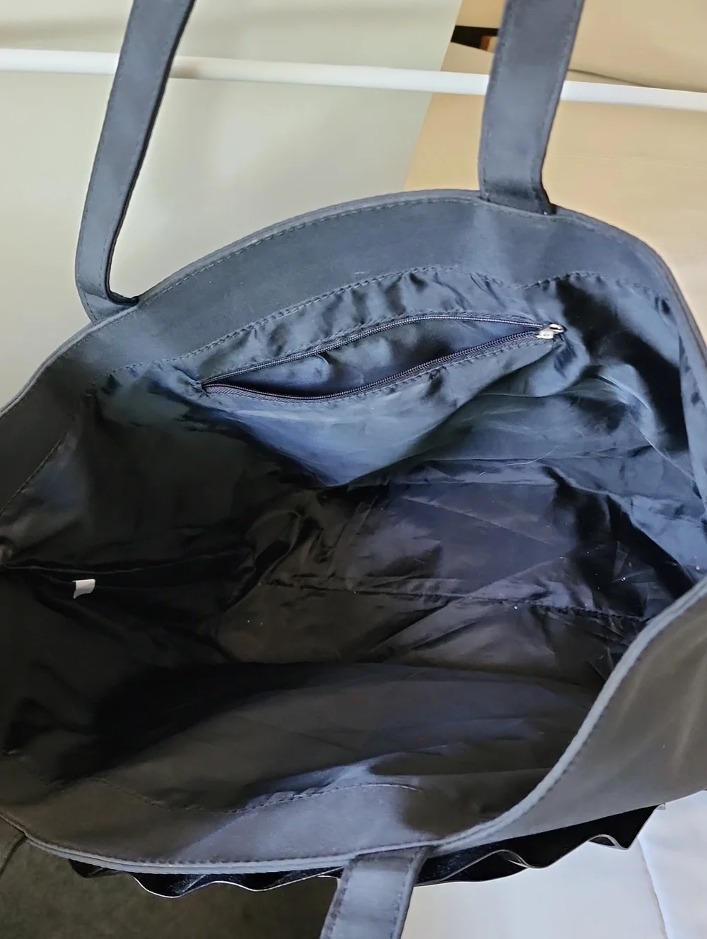 Fabulous Black Nylon Travel Tote